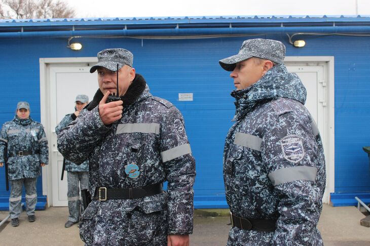 В порту "Крым" охранники учились отражать нападения на объект